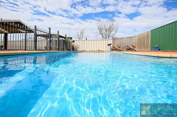 14 Waxberry Close, Halls Head WA 6210