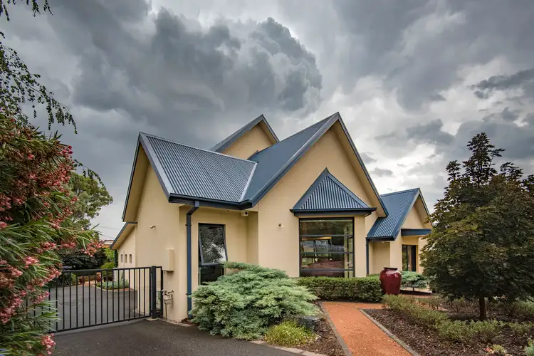 18 Syme Crescent, O'connor ACT 2602