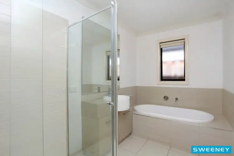 Seventh view of Homely house listing, 39 Belleville Close, Burnside Heights VIC 3023