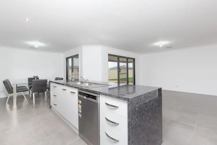 Fourth view of Homely house listing, 17 Ontario Park Drive, Mildura VIC 3500