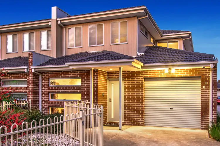 2/12 Kate Street, St Albans VIC 3021