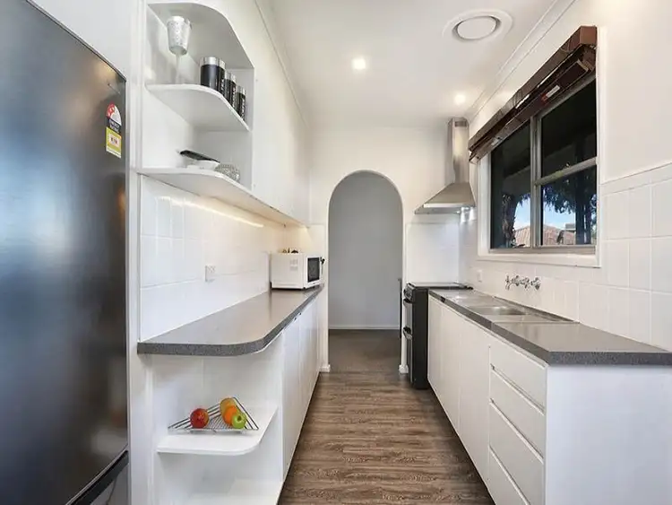 Sixth view of Homely house listing, 1 Kelly Court, Somerville VIC 3912