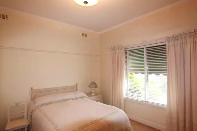 Sixth view of Homely house listing, 8 Union Street, Sunshine VIC 3020