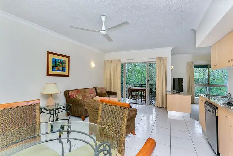 1712/2 Greenslopes Street, Cairns North QLD 4870