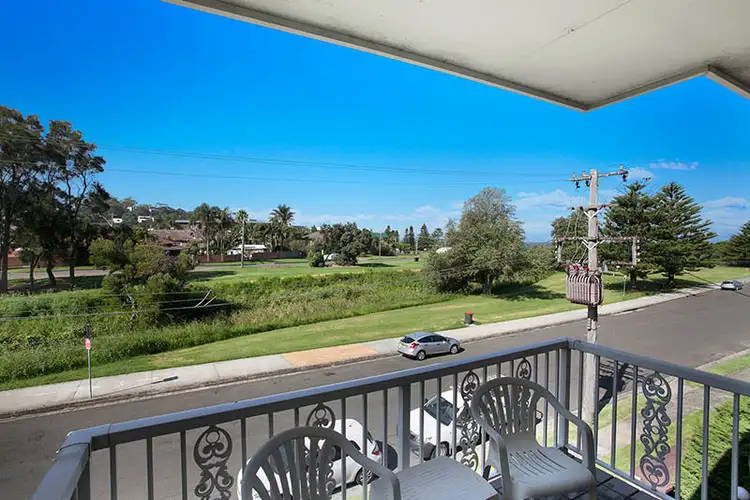 8/235 Lawrence Hargrave Drive, Thirroul NSW 2515