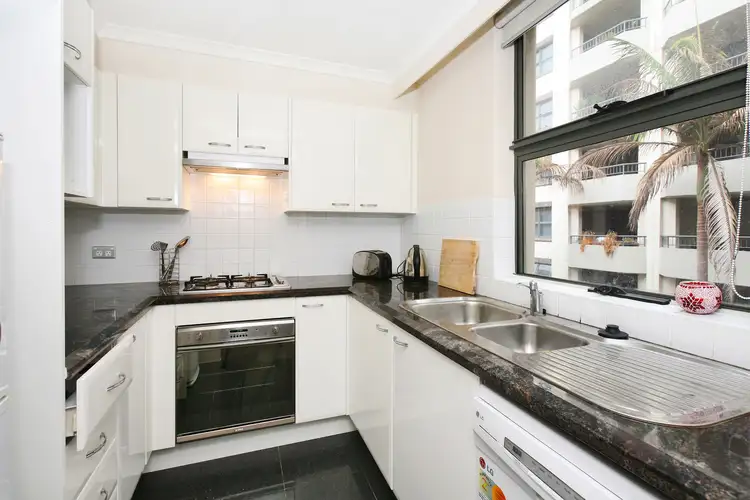 Third view of Homely apartment listing, 3/104 Miller Street, Pyrmont NSW 2009