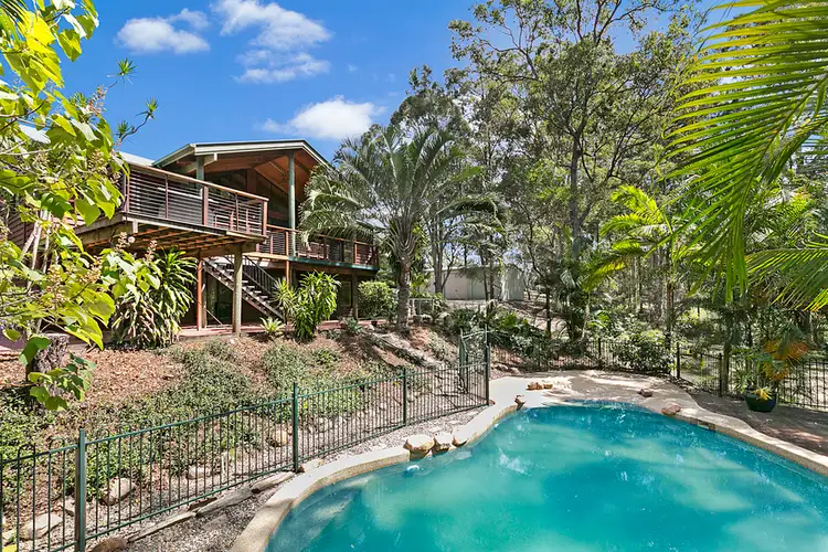 51 Drapers Road, Eatons Hill QLD 4037