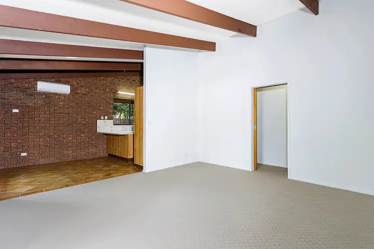 Fourth view of Homely unit listing, 2/10 McEwen Crescent, Wodonga VIC 3690