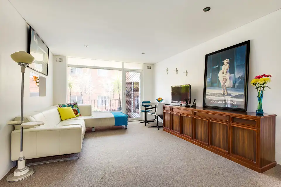 Main view of Homely unit listing, 4/64 Crown Road, Queenscliff NSW 2096