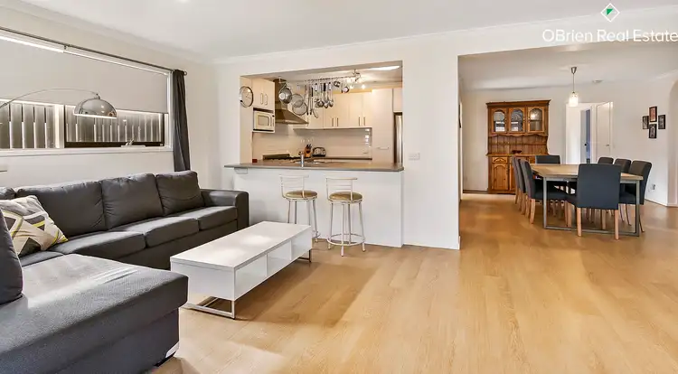 Second view of Homely house listing, 15 Sunbird Crescent, Carrum Downs VIC 3201