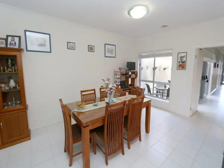 Fourth view of Homely unit listing, 2/7 Gascoyne Way, Truganina VIC 3029