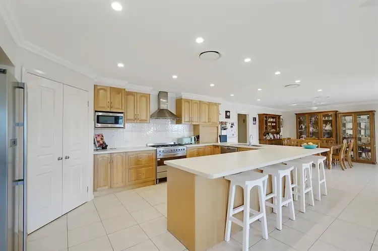871A Montpelier Drive, The Oaks NSW 2570