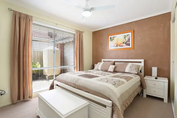 Fifth view of Homely house listing, 15 Jasmine Court, Meadow Heights VIC 3048