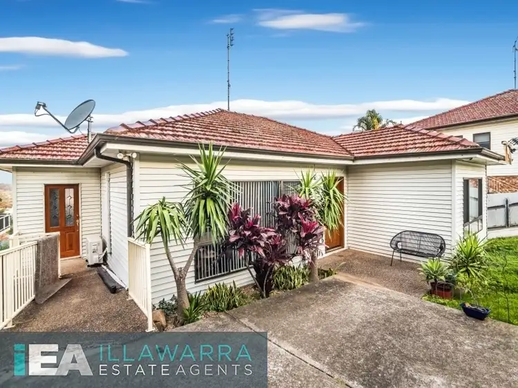 Main view of Homely house listing, 11 Outlook Drive, Figtree NSW 2525