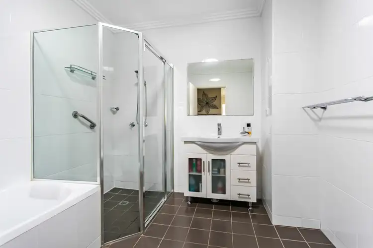 Sixth view of Homely villa listing, 10/49-55 Cordeaux Road, Figtree NSW 2525