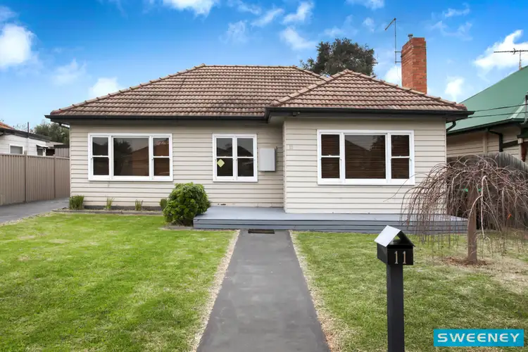 11 Bedford Street, Airport West VIC 3042