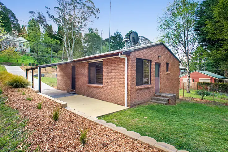 11 Wentworth Street, Leura NSW 2780