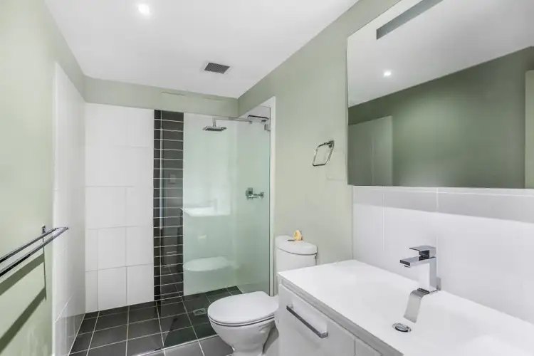 Fifth view of Homely apartment listing, 2/124 Princes Highway, Fairy Meadow NSW 2519
