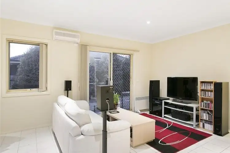 Second view of Homely unit listing, 2/17 Dundee Street, Reservoir VIC 3073