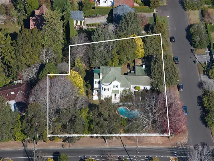 140 Pentecost Avenue, Turramurra NSW 2074