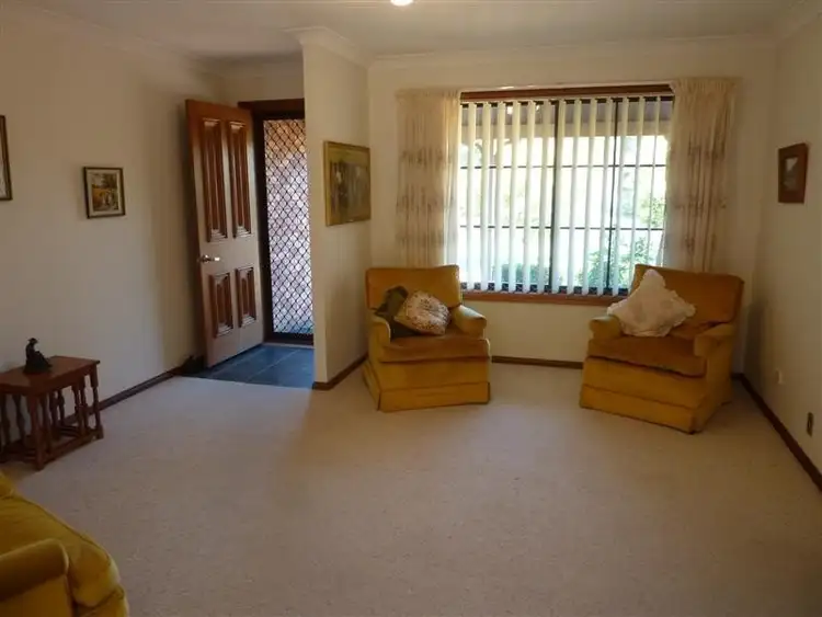 Second view of Homely house listing, 4 Lincoln Parkway, Dubbo NSW 2830