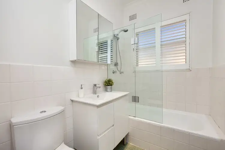 Fifth view of Homely apartment listing, 16/1 Parriwi Road, Mosman NSW 2088