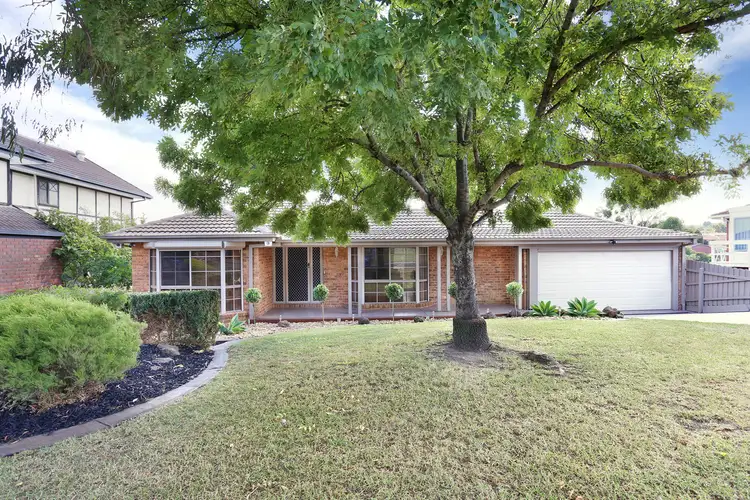 19 Green Valley Grove, Meadow Heights VIC 3048