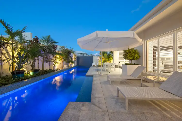 8 Cable Beach Close, Yaroomba QLD 4573