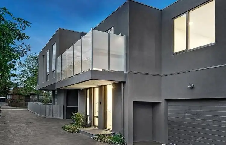2/88 Thames Street, Box Hill North VIC 3129