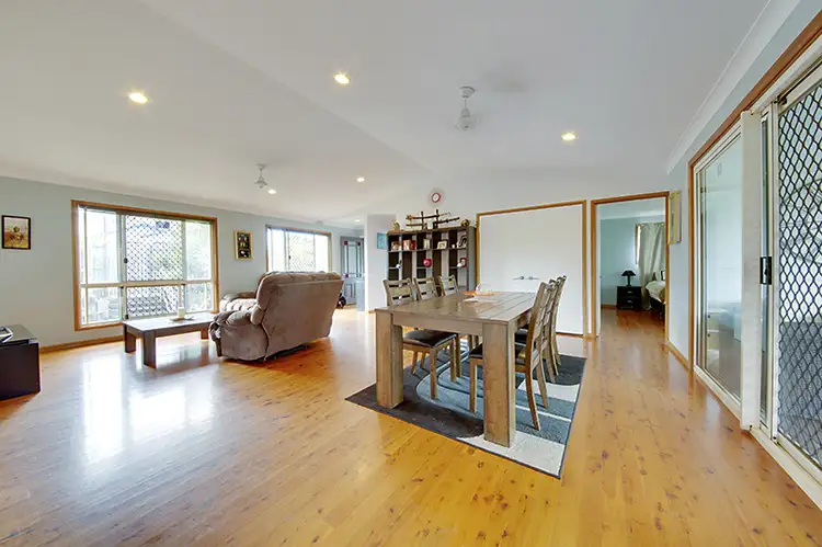 8 Yeppoon Crescent, Yeppoon QLD 4703