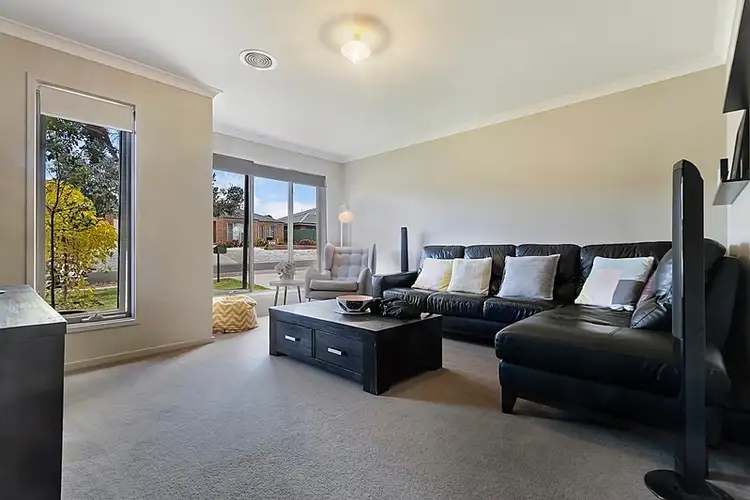 Fourth view of Homely house listing, 8 Irontree Close, Kangaroo Flat VIC 3555