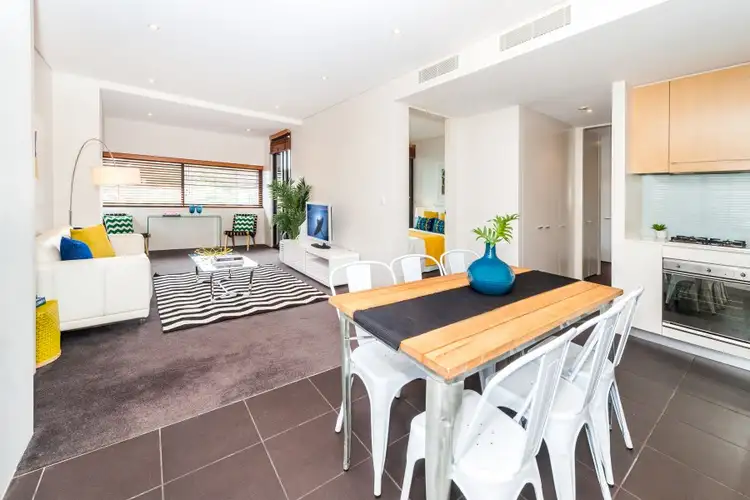 Main view of Homely unit listing, 301a/264 Anzac Parade, Kensington NSW 2033