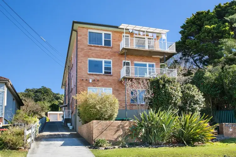 Second view of Homely unit listing, 4/58 McKenzie Avenue, Wollongong NSW 2500