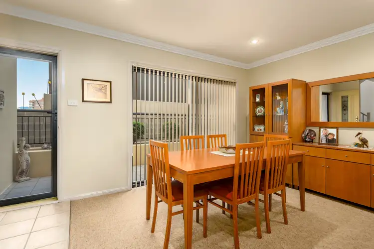 3/9 Stewart Street