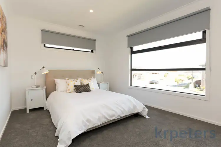 Fifth view of Homely house listing, 5 Patricia Loop, Keysborough VIC 3173