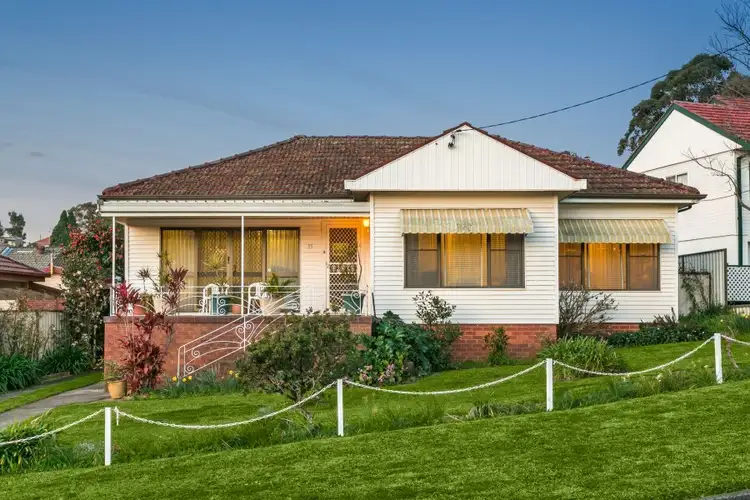 35 Tournay Street, Peakhurst NSW 2210