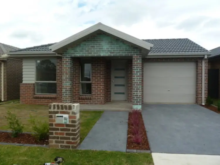 51 Finsbury Circle, Ropes Crossing NSW 2760