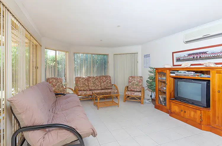 Sixth view of Homely house listing, 8 Glenelg Court, Wattle Grove NSW 2173