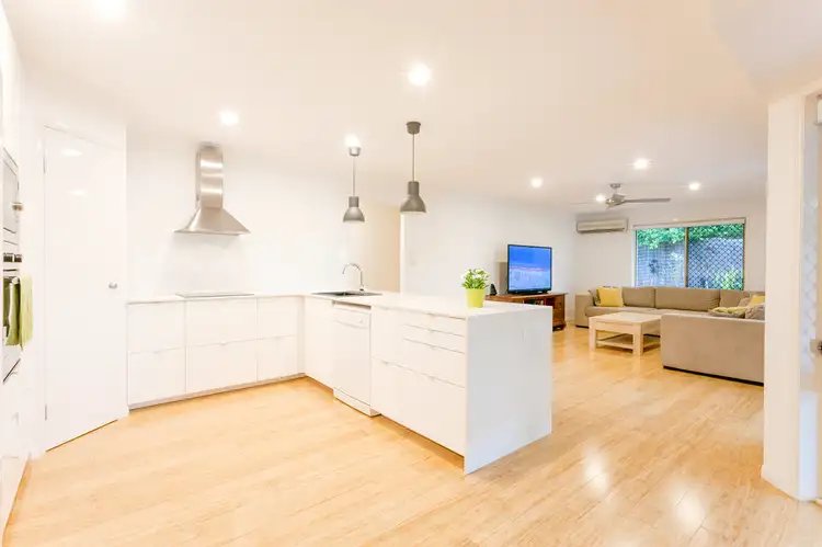 33 Lagoda Drive, Mount Coolum QLD 4573
