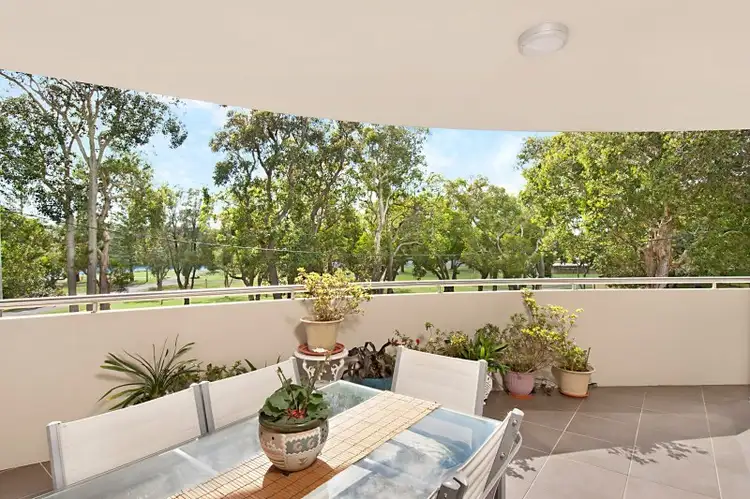 Main view of Homely unit listing, 1/18-22 Oak Street, Evans Head NSW 2473