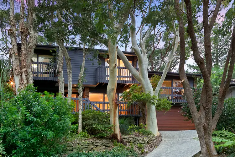 137 Whale Beach Road, Avalon Beach NSW 2107