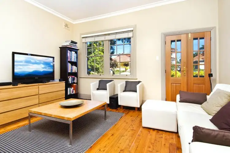 9 Fourth Avenue, Willoughby NSW 2068