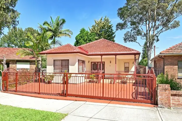 31 Fountain Avenue, Croydon Park NSW 2133
