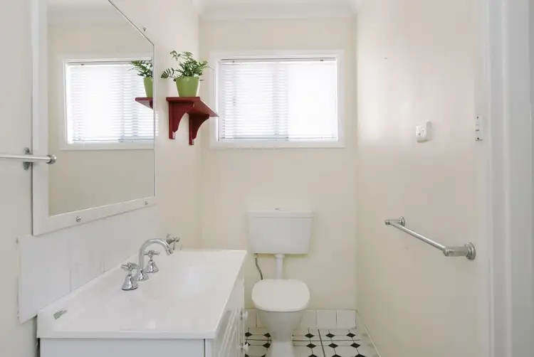 Sixth view of Homely unit listing, 1/73 O'donnell Drive, Figtree NSW 2525