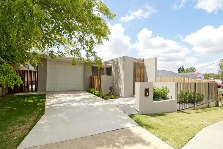 7 Francis Road, Shailer Park QLD 4128