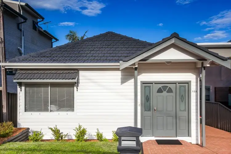 126 Sutherland Road, Jannali NSW 2226
