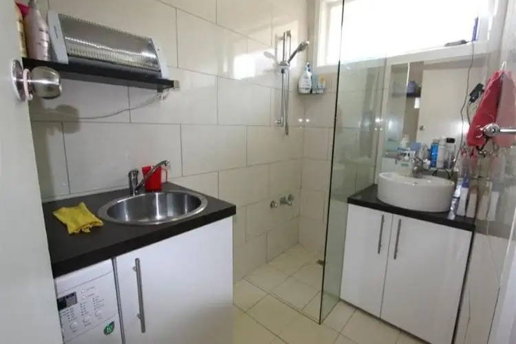 Fifth view of Homely unit listing, 6/136 Wright Street, Sunshine VIC 3020