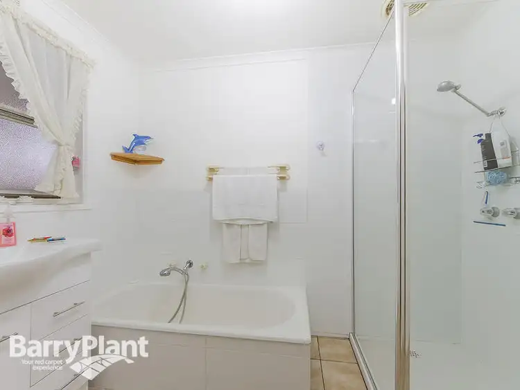 Sixth view of Homely house listing, 3 Annetta Court, Albanvale VIC 3021