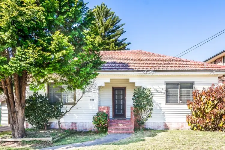 112 Railway Crescent, Jannali NSW 2226