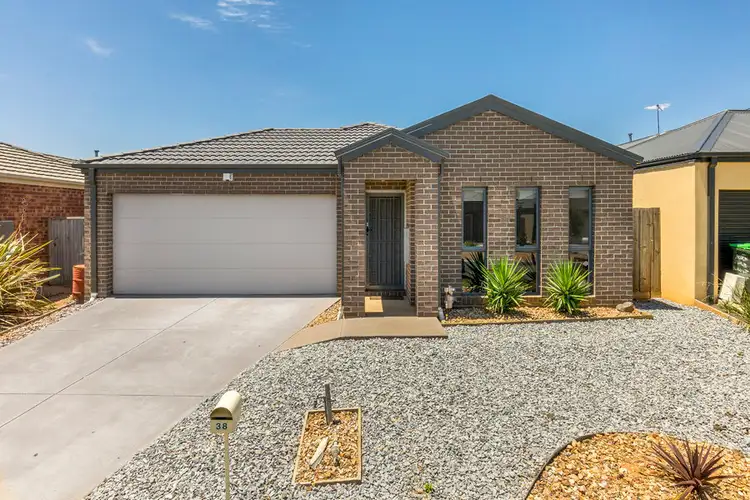 38 Larson Avenue, Tarneit VIC 3029